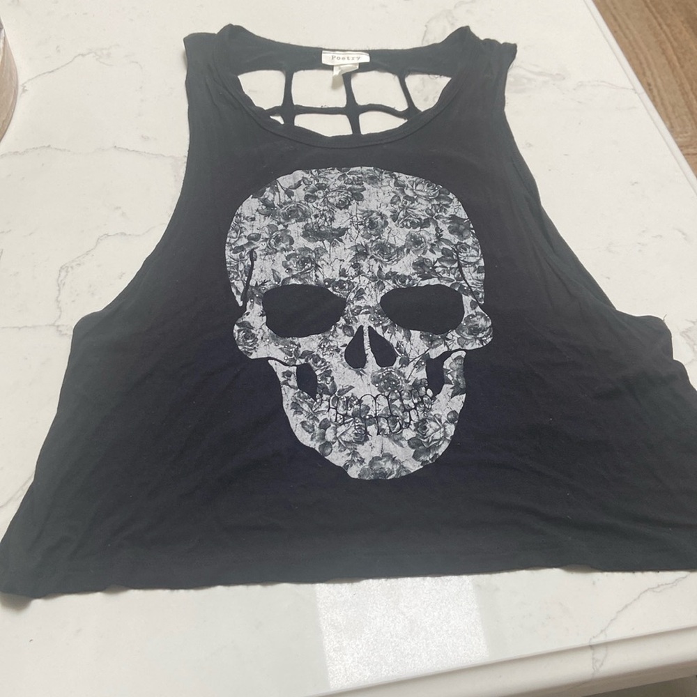 Poetry distress muscle tee with skull 💀 graphic